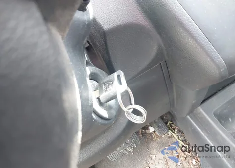 2011 Nissan Versa 1.8S из США, поврежденный, VIN 3N1BC1AP2BL408977